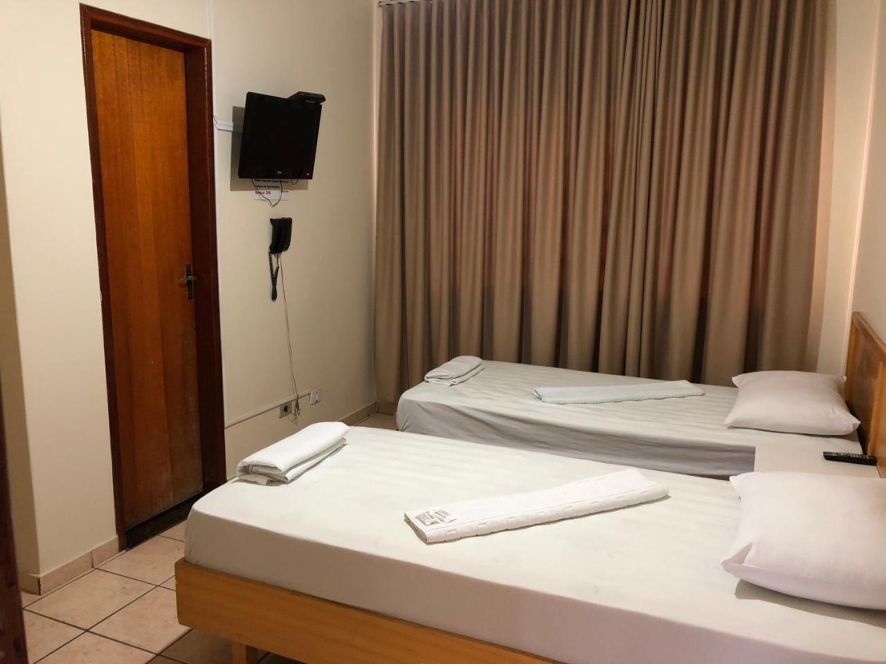 Acalantus Hotel Goiânia Buitenkant foto